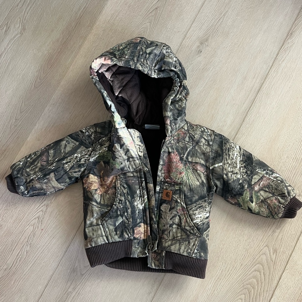 Carhartt camo jacket